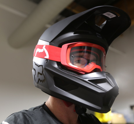 JIEPOLLY Motocross Goggles ATV Dirt Pit Scooter Motorcycle Helmet Goggles Tear Off Lens for Adlut Women Men 